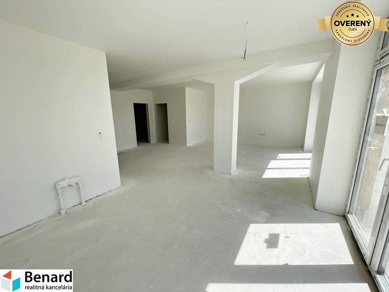 PREŠOV-3 IZBOVÝ BYT, NOVOSTAVBA, 85 m2,SOLIVAR.,UL. ZLATOBANSKÁ