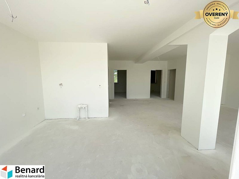 PREŠOV-3 IZBOVÝ BYT, NOVOSTAVBA, 85 m2,SOLIVAR.,UL. ZLATOBANSKÁ