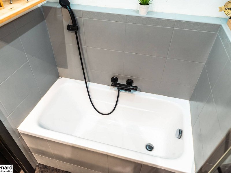 Na predaj štýlový 4 - izb. byt s top výhľadom na Furči