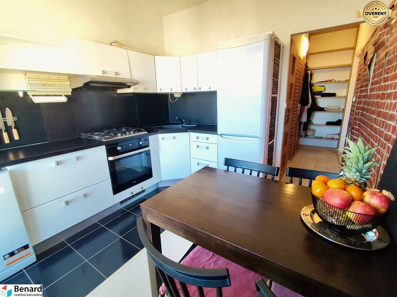 REZERVOVANÝ 2,5 IZBOVÝ BYT S BALKÓNOM, 59 M2, ČERGOVSKÁ,PREŠOV