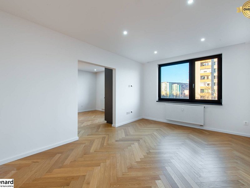 NADŠTANDARDNÝ 3 IZBOVÝ BYT, 72 M2 + BALKÓN, SÍDLISKO 3, PREŠOV