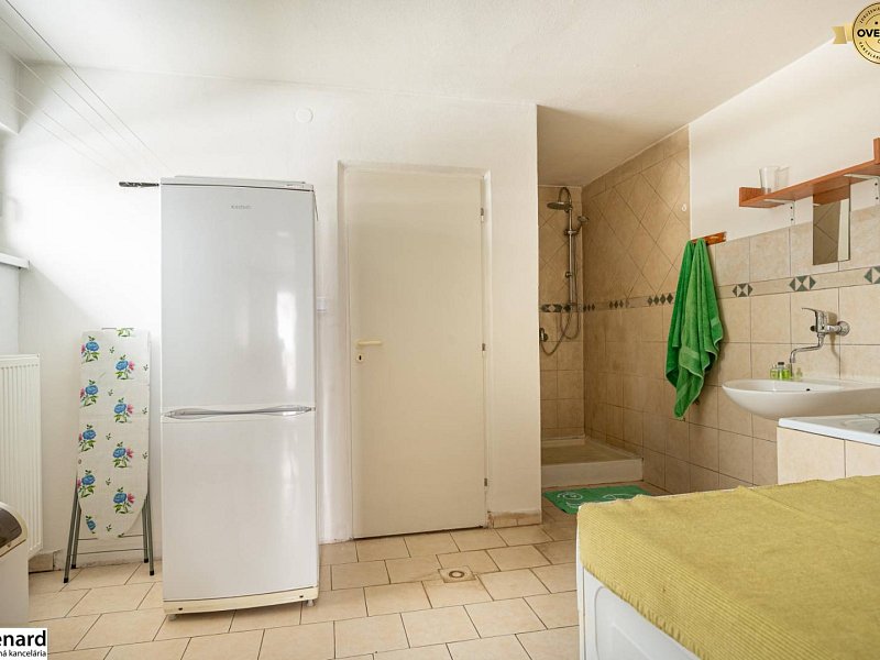 RODINNÝ DOM NA PREDAJ, POZEMOK 1014m2, SVINIA , OKR.PREŠOV