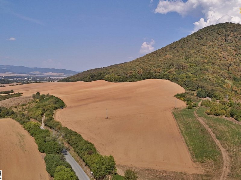 Výnimočný slnečný pozemok, 22 542m2, Veľký Šariš