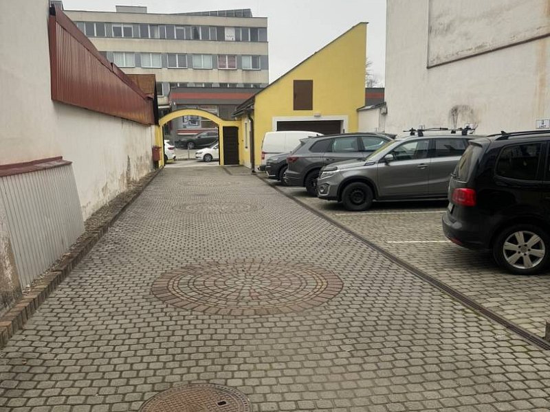 Priestory na prenájom v SL !!