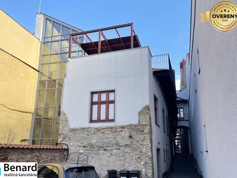 PREŠOV- CENTRUM, NA PRENÁJOM  APARTMÁN-KANCELÁRIA,50m2