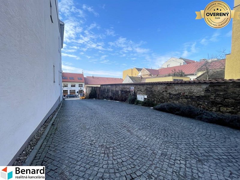 PREŠOV- CENTRUM, NA PRENÁJOM  APARTMÁN-KANCELÁRIA,50m2