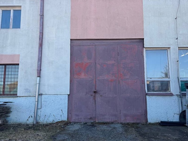 NA PRENÁJOM garáž v priemyselnej hale 