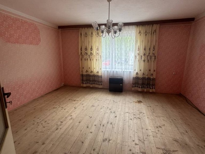 RODINNÝ DOM V OBCI NOVÁ ĽUBOVŇA