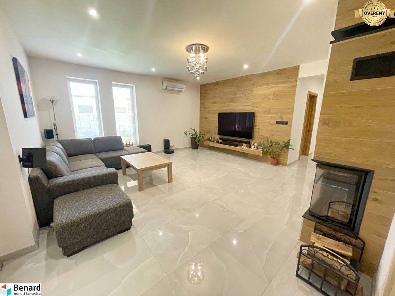 PREŠOV-LUKRATÍVNY RODINNÝ DOM,POZEMOK 820 m2, VLČIE DOLY