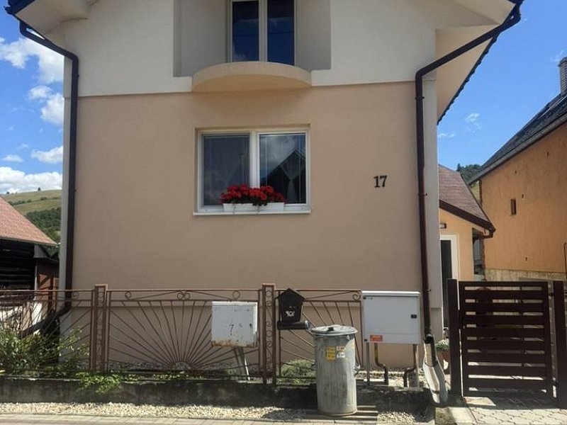 REZERVOVANY!!RODINNÝ DOM V OBCI JAKUBANY NA PREDAJ 