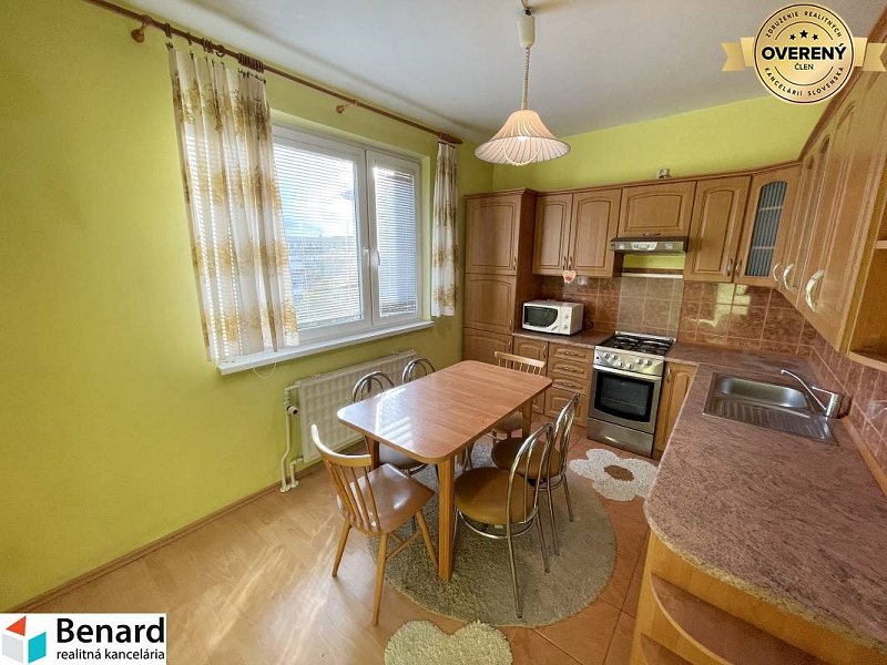 PREŠOV- 3 IZBOVÝ BYT, LODŽIA, 73m2, SEKČOV, UL.SMREKOVÁ