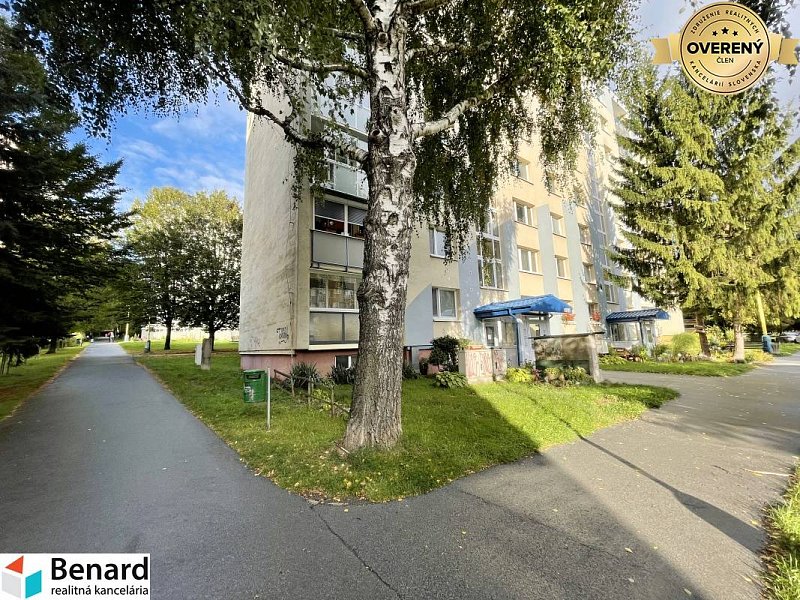 PREŠOV- 3 IZBOVÝ BYT, LODŽIA, 73m2, SEKČOV, UL.SMREKOVÁ