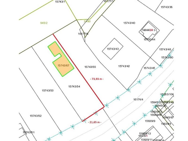 NA PREDAJ POZEMOK-VYDUMANEC, 1570 M2