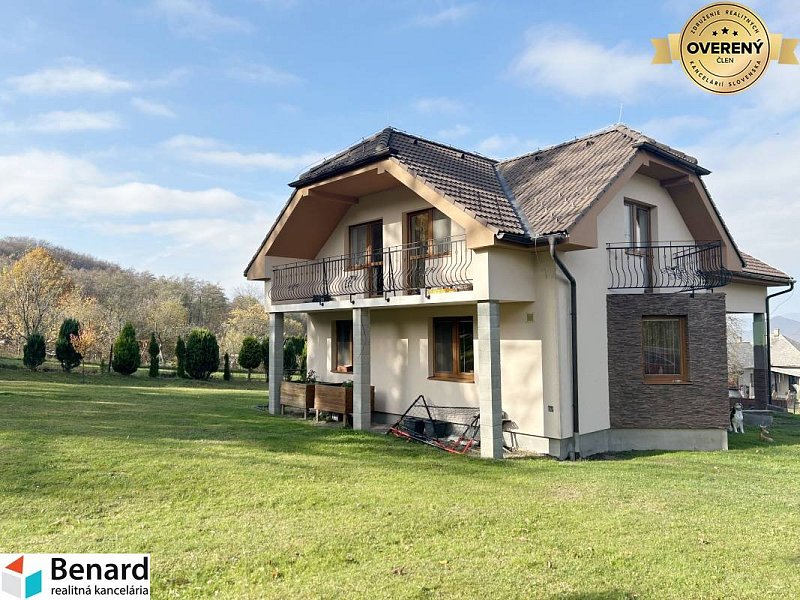 5- IZBOVÝ RODINNÝ DOM ,1354 m2, OKRUŽNÁ, OKR.PREŠOV