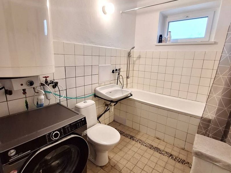 TEHLOVÝ 2 IZBOVÝ BYT, BALKÓN, PREŠOV, ŠIRŠIE CENTRUM