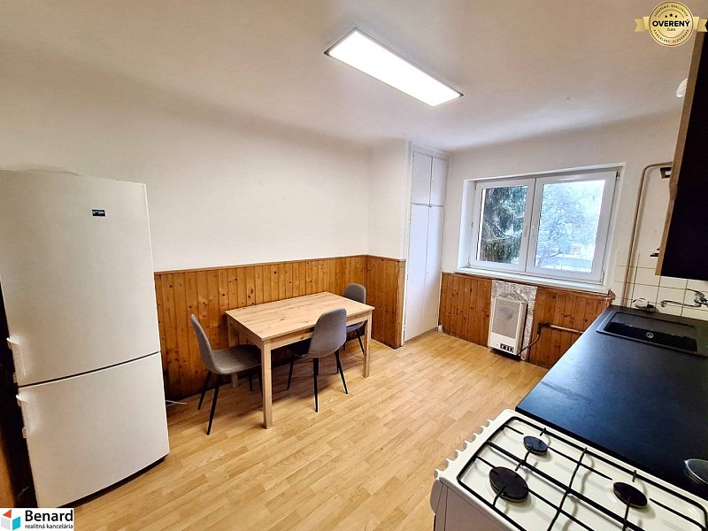 TEHLOVÝ 2 IZBOVÝ BYT, BALKÓN, PREŠOV, ŠIRŠIE CENTRUM