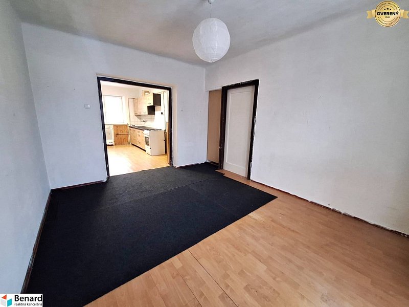 TEHLOVÝ 2 IZBOVÝ BYT, BALKÓN, PREŠOV, ŠIRŠIE CENTRUM