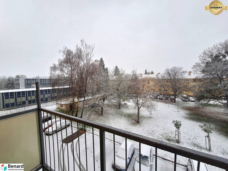 TEHLOVÝ 2 IZBOVÝ BYT, BALKÓN, PREŠOV, ŠIRŠIE CENTRUM