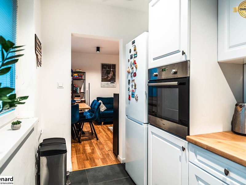 Na prenájom moderný 2-izbový byt 