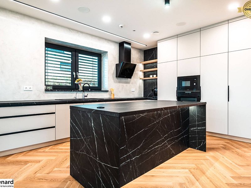 Na predaj luxusný rodinný dom