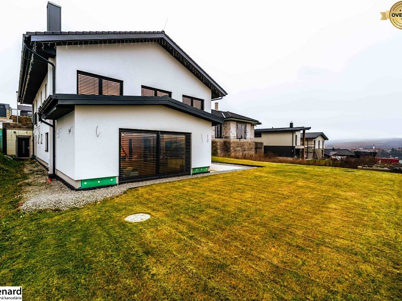 Na predaj luxusný rodinný dom