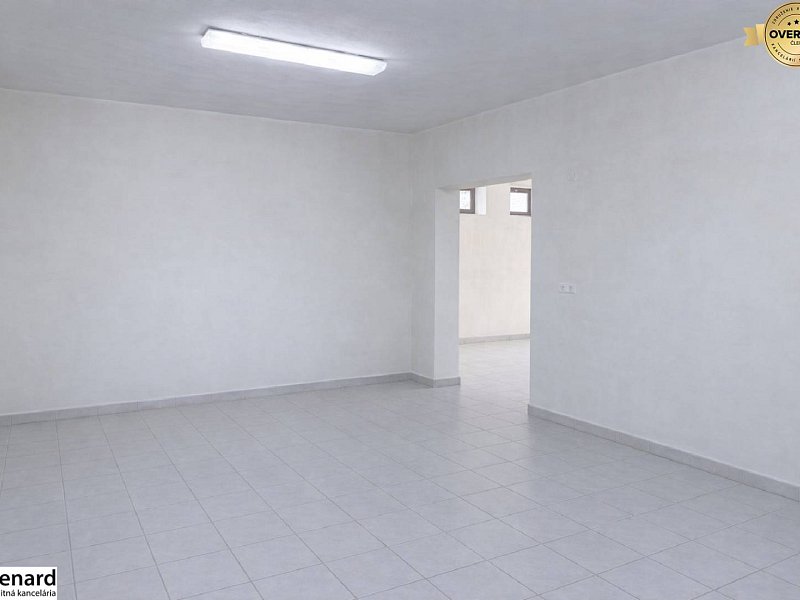 Prevádzková budova v obci Ľubotín na predaj