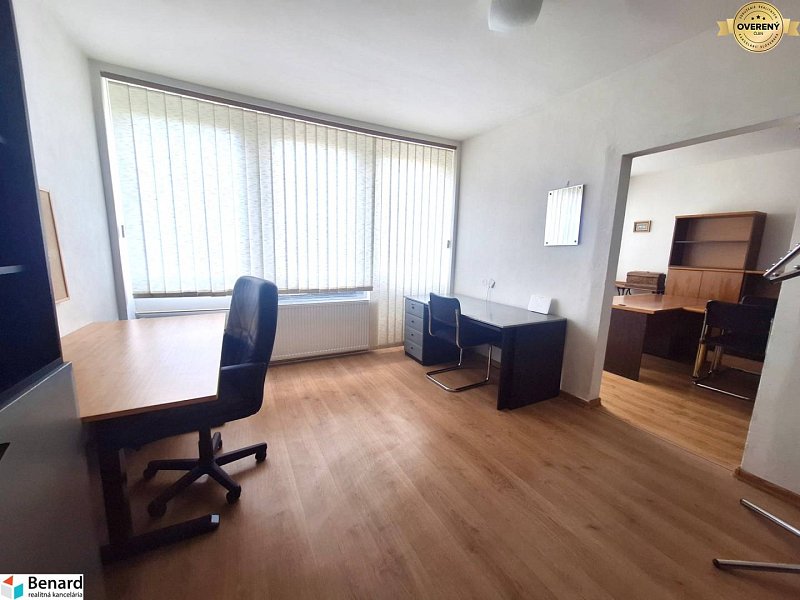 NA PRENÁJOM KANCELÁRSKY PRIESTOR, 20 M2, ŠIRŠIE CENTRUM PREŠOVA