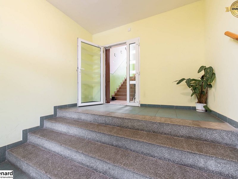 2 IZBOVÝ BYT, 55 m2 LESNÍCKA, PREŠOV - SKRYTÝ KLENOT SOLIVARU