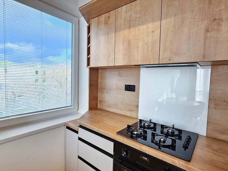 Nadštandardný 3 izbový byt pre náročných na prenájom -Terasa