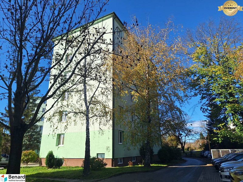 NA PREDAJ 2  IZBOVÝ BYT, BALKÓN, PREŠOV, UL. PAVLOVIČOVO NÁMESTIE