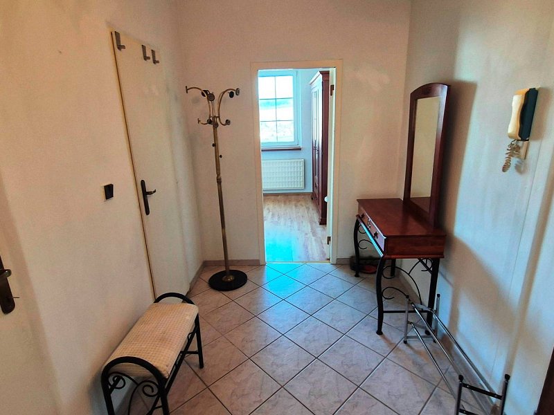 NA PRENÁJOM 1,5 IZBOVÝ, UL. MIEROVÁ