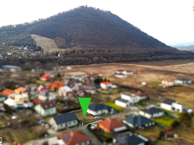 STAVEBNÝ POZEMOK, 411 m2, VEĽKÝ ŠARIŠ