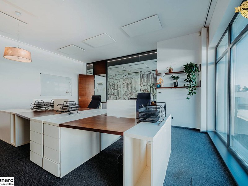 NA PRENÁJOM REPREZENTATÍVNE PRIESTORY 215,29 M2, STANICA – SOLIVARIA 