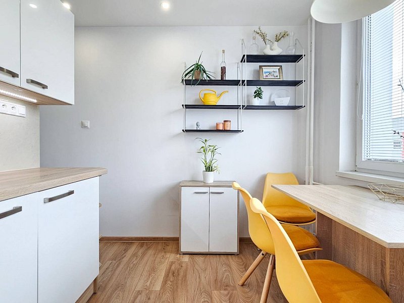 2 izbový byt na prenájom - Nad jazerom, Azovská ul.