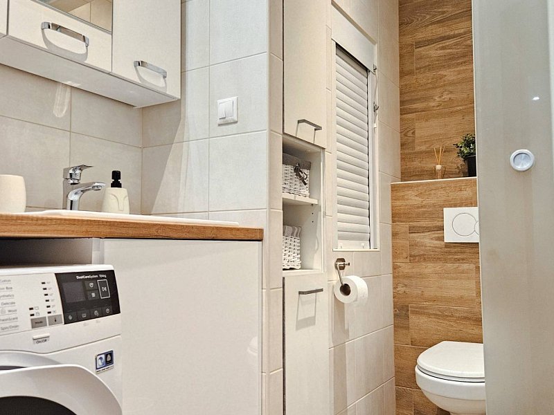 2 izbový byt na prenájom - Nad jazerom, Azovská ul.