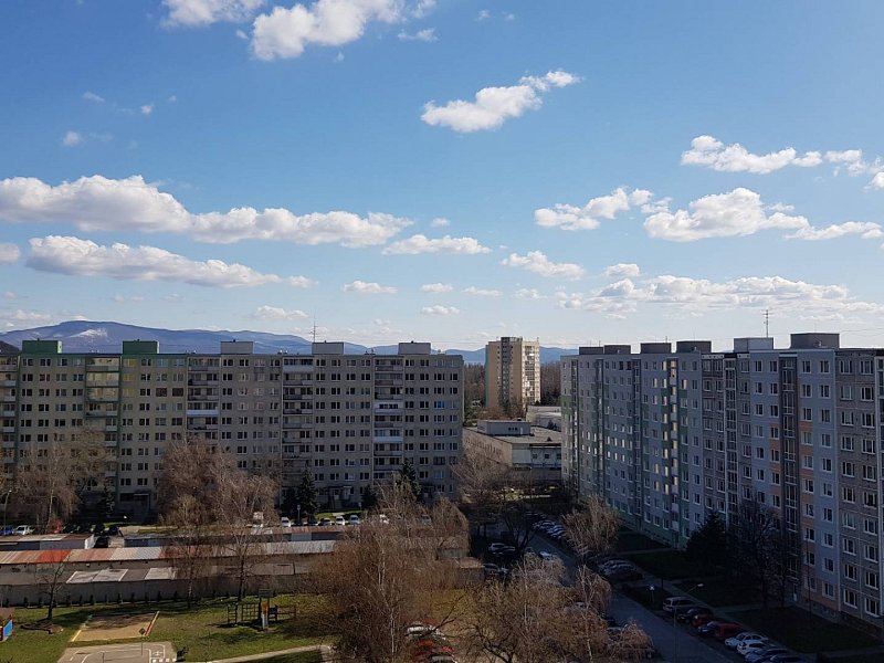 2 izbový byt na prenájom - Nad jazerom, Azovská ul.