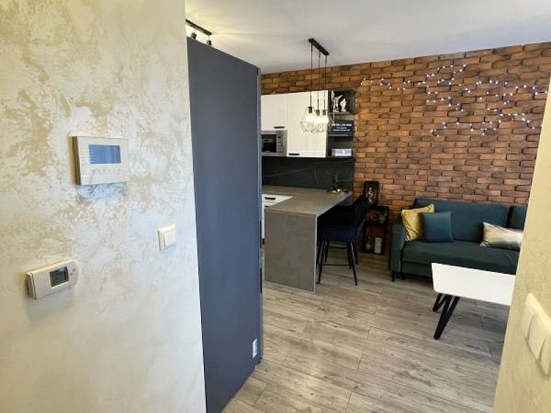 KOŠICE-2 IZBOVÝ BYT,NOVOSTAVBA,KOMPLET ZARIADENÝ,VL.PARK. MIESTO