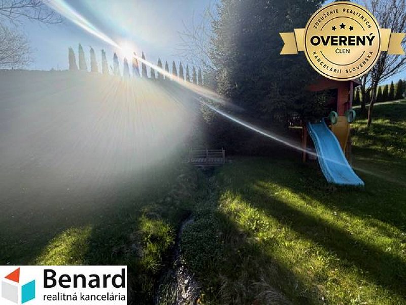 NA PREDAJ chatka v Orlove 