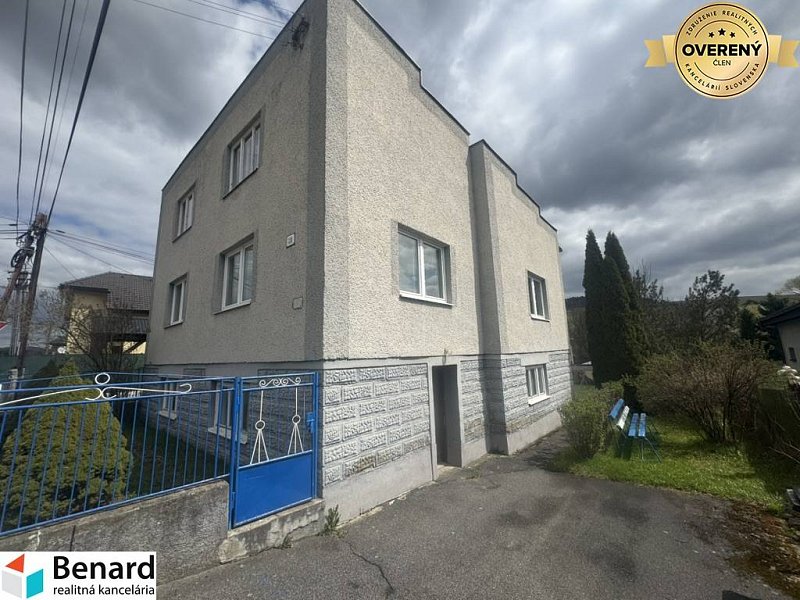 Rodinný dom v obci Plavnica 