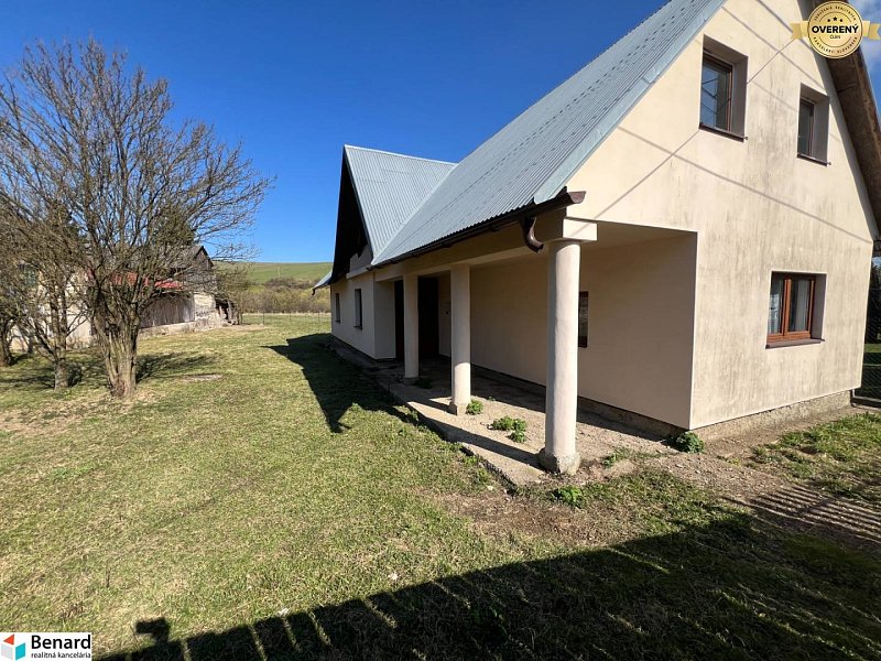 Na predaj rodinný dom vo Vislanke s pozemkom o výmere 898 m²
