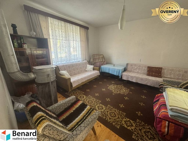 Chata/rodinný dom v obci Stráňany