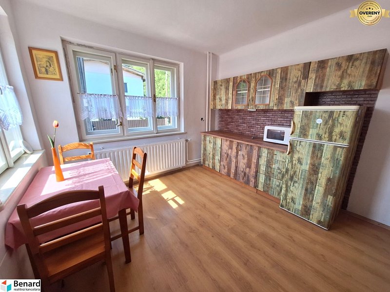 NA PRENÁJOM 3 IZBOVÝ RODINNÝ DOM, PREŠOV, ul. POD KAMENNOU BAŇOU
