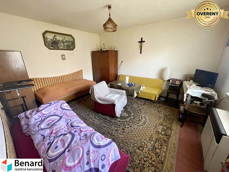 POZEMOK SO STARŠÍM RD, DRIENOV, UL. TEHELNÁ, POZEMOK 908 M2