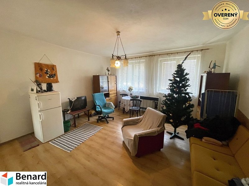 POZEMOK SO STARŠÍM RD, DRIENOV, UL. TEHELNÁ, POZEMOK 908 M2