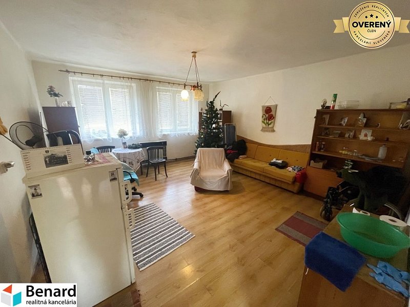 POZEMOK SO STARŠÍM RD, DRIENOV, UL. TEHELNÁ, POZEMOK 908 M2