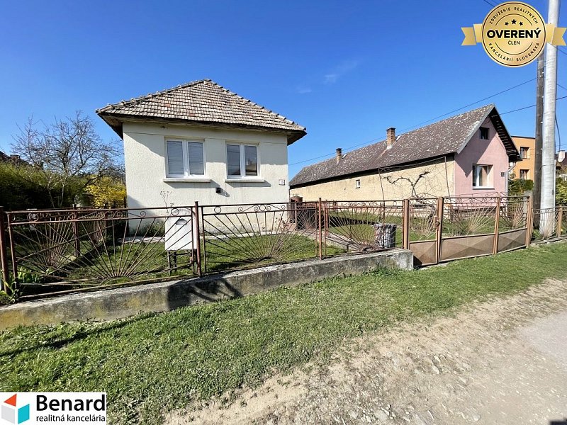 POZEMOK ZO STARŠÍM RD, DRIENOV, UL. TEHELNÁ, POZEMOK 900M2