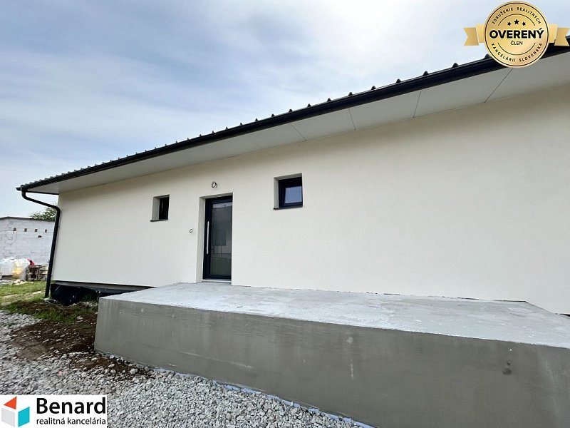 NOVOSTAVBA 4-IZBOVÝ RD VEĽKY ŠARIŚ, PÁR MIN.OD PREŠOVA