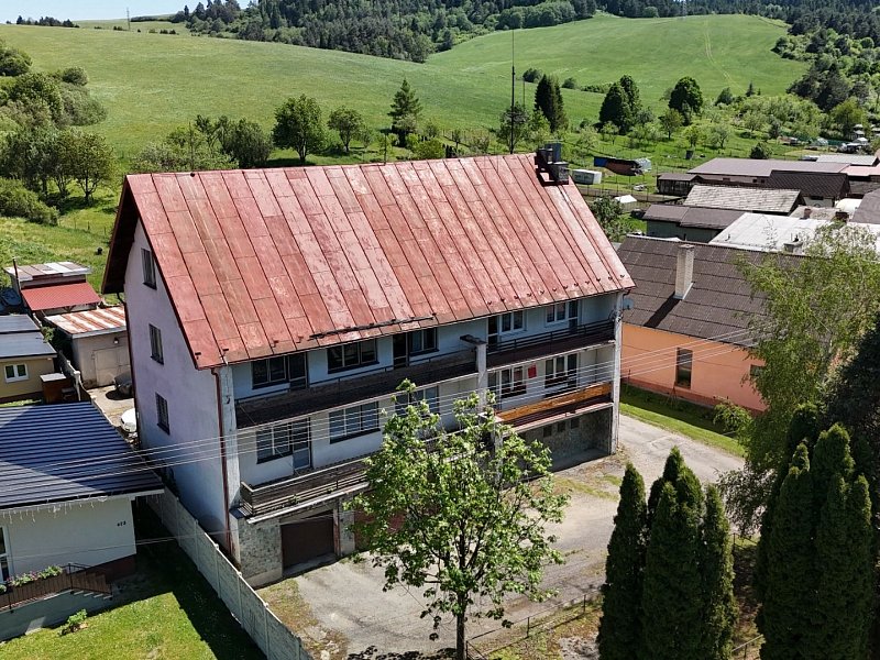 ZREKONŠTRUOVANÝ 2 IZBOVÝ BYT S GARÁŽOU, PLAVNICA;
