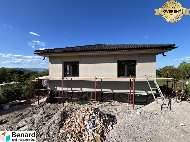 RODINNÝ DOM-DOKONČENÁ NOVOSTAVBA, OKRUŽNÁ PRI PREŠOVE,POZEMOK 620 m2,