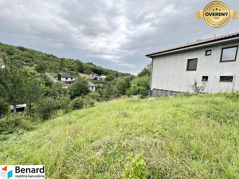POZEMOK NA PREDAJ- ŠTEFANOVCE, 20 KM OD PREŠOVA, CCA 800 M2, 